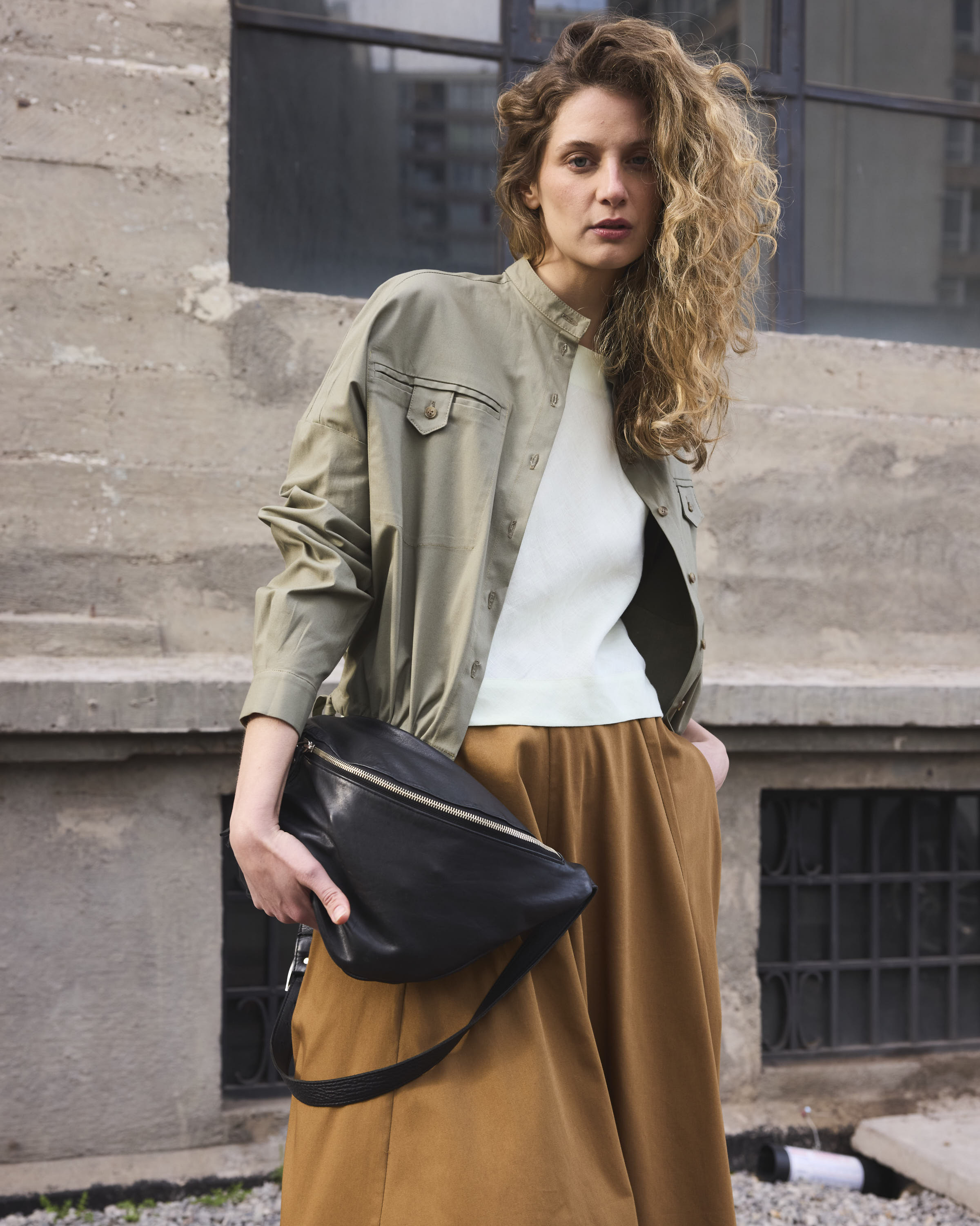 Banano Marion 100% Cuero Negro