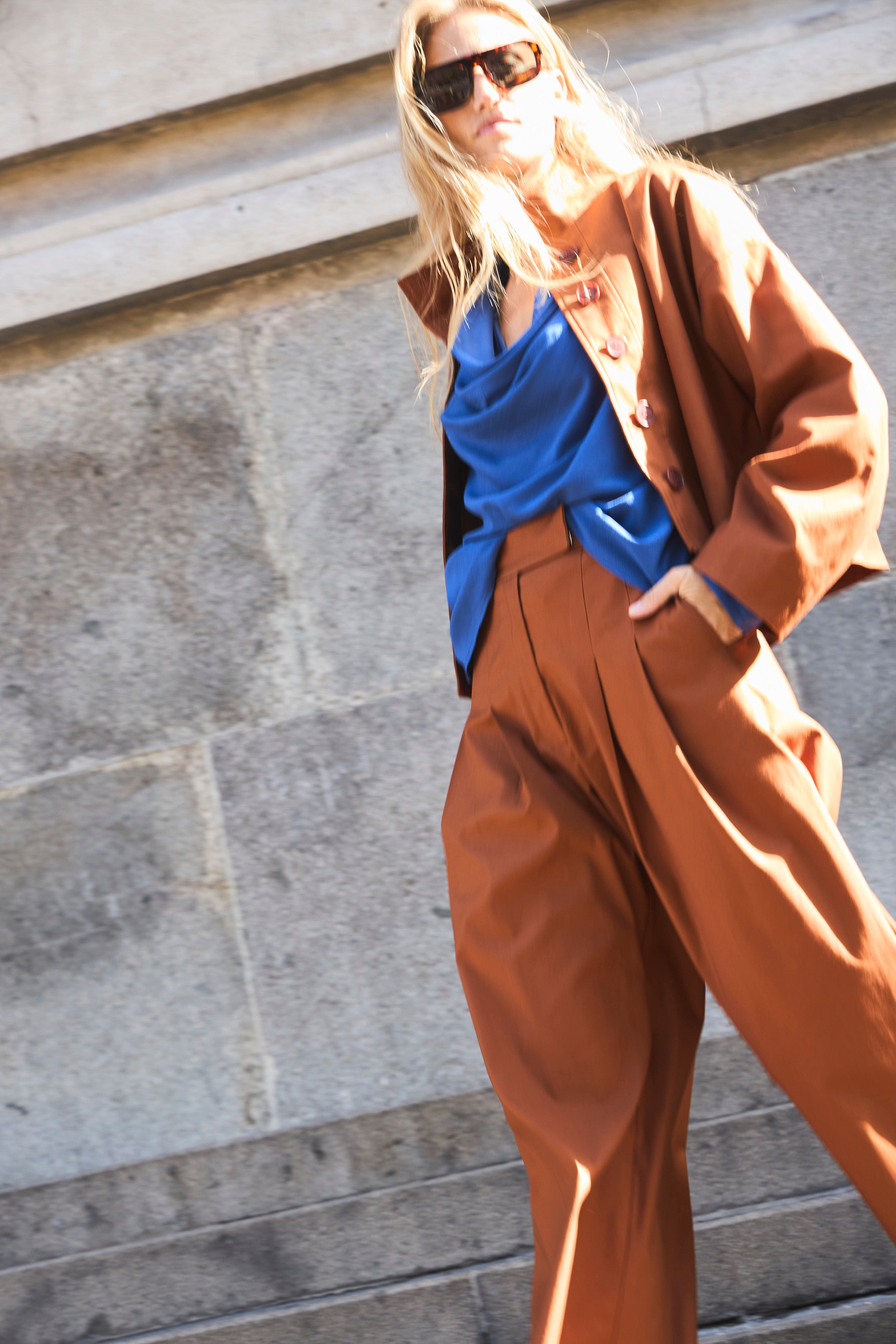 Pantalón Charge Algodón Camel Oscuro