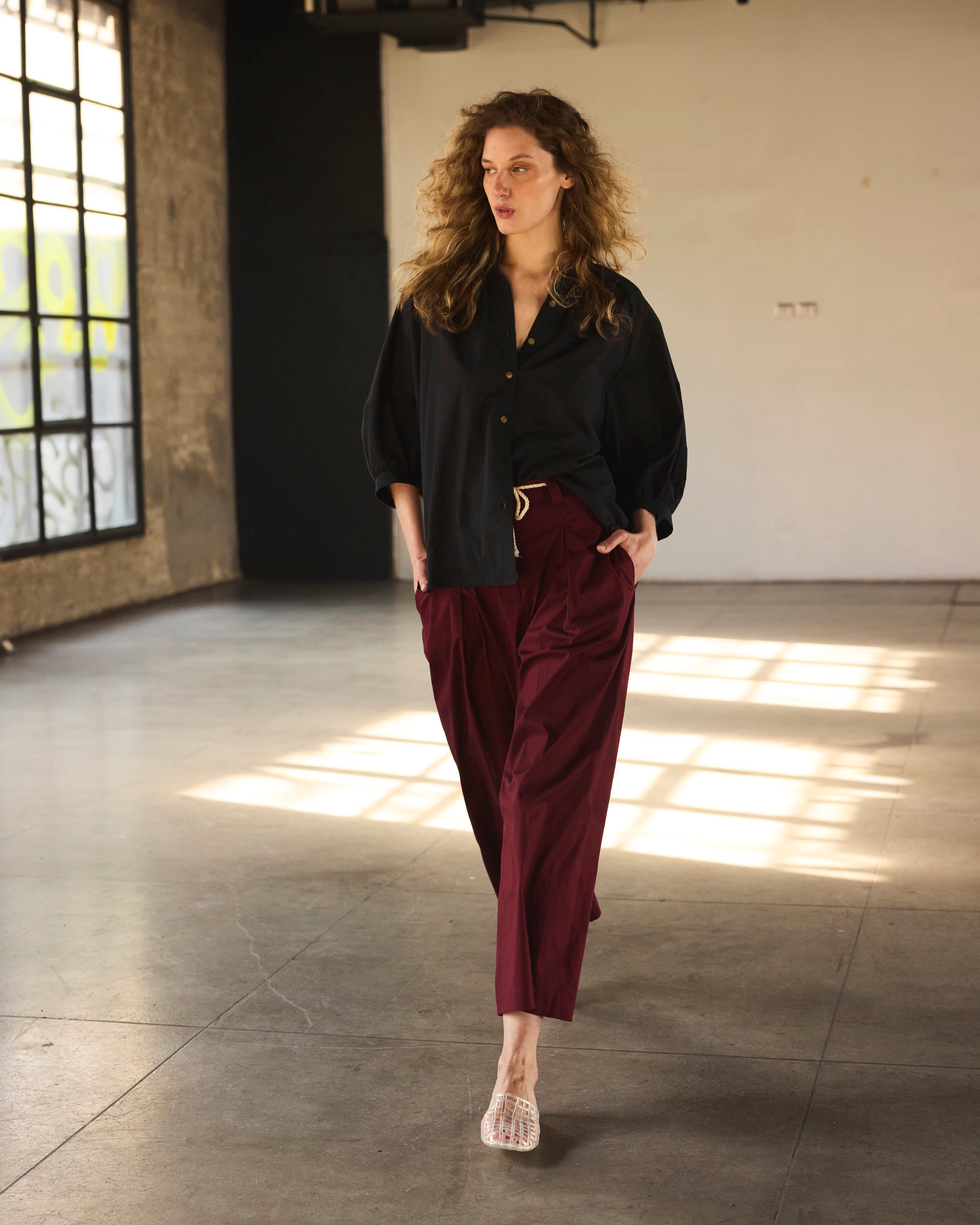 Pantalón Joie Poplin Burdeo