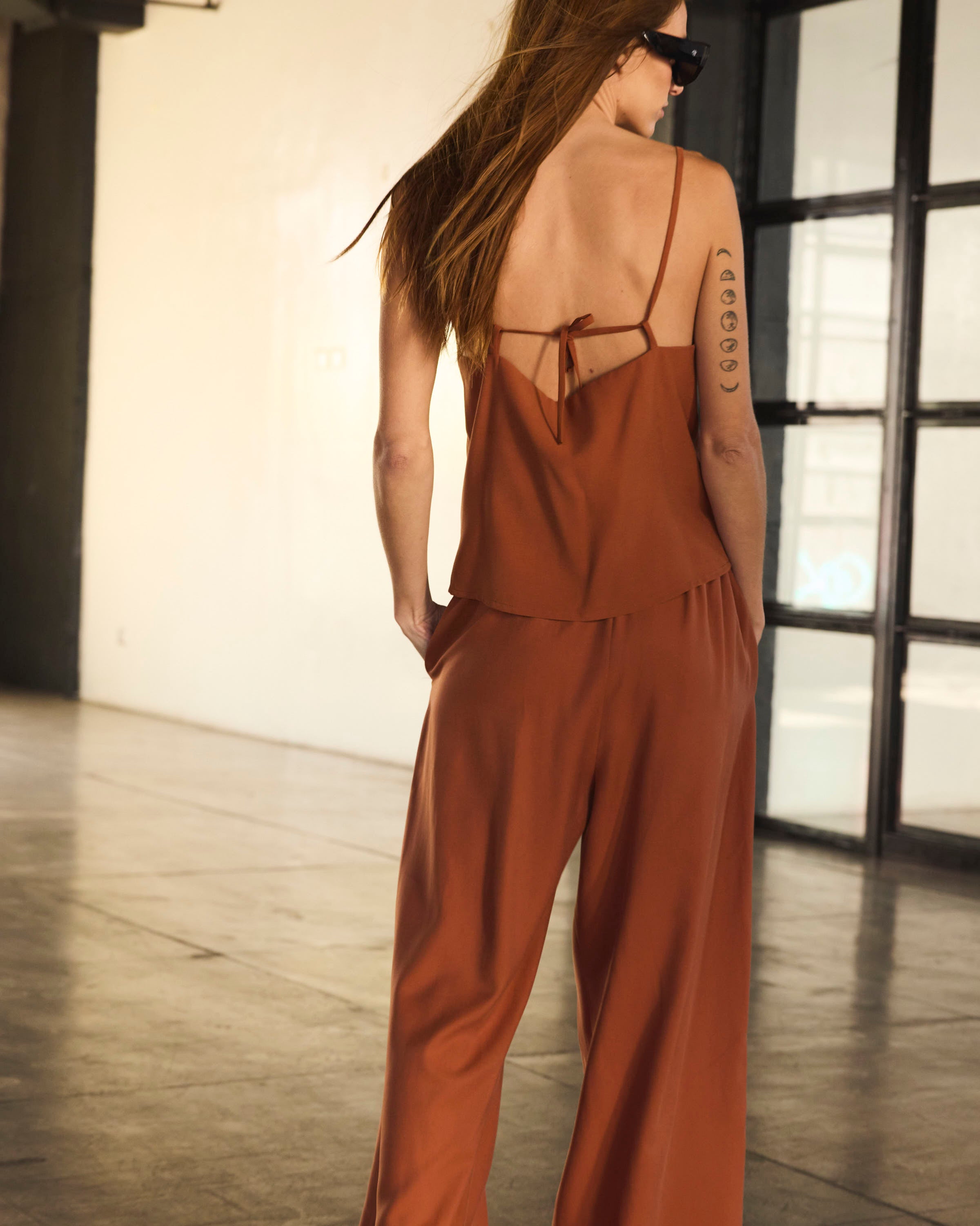 Top Tirantes Mystere Cupro Brick