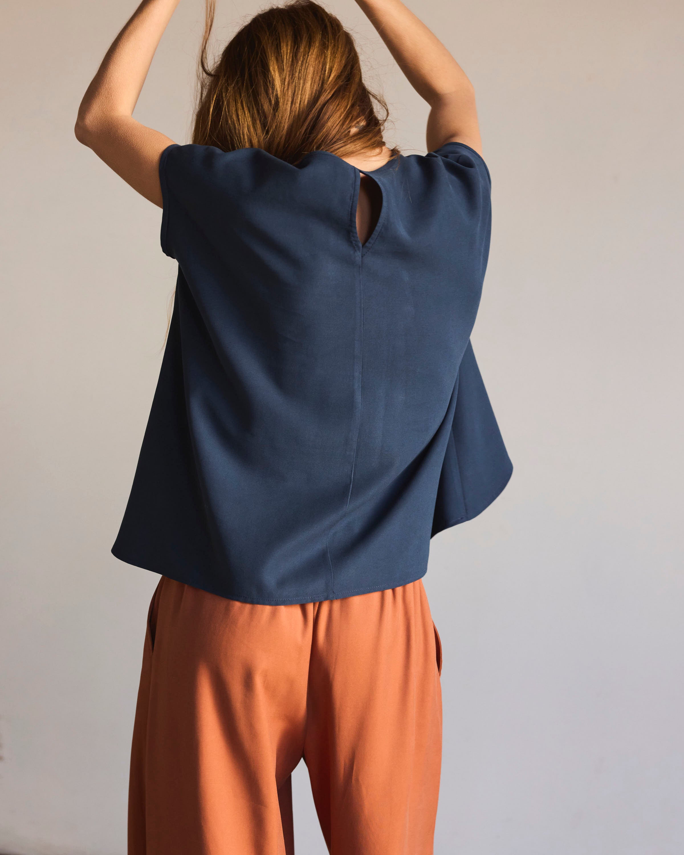 Top Sagasse Cupro Navy