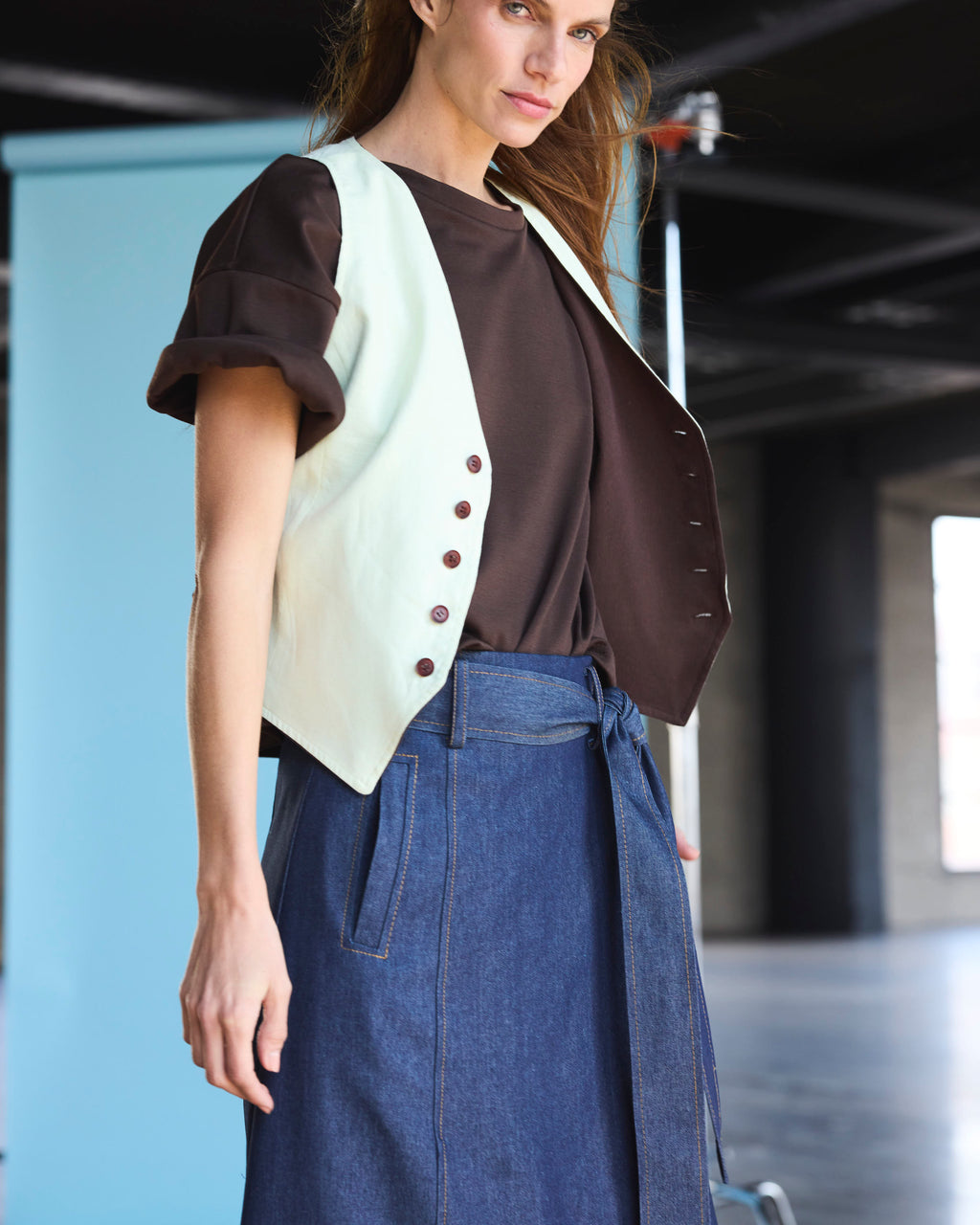 Polera Vaillance Café Oscuro