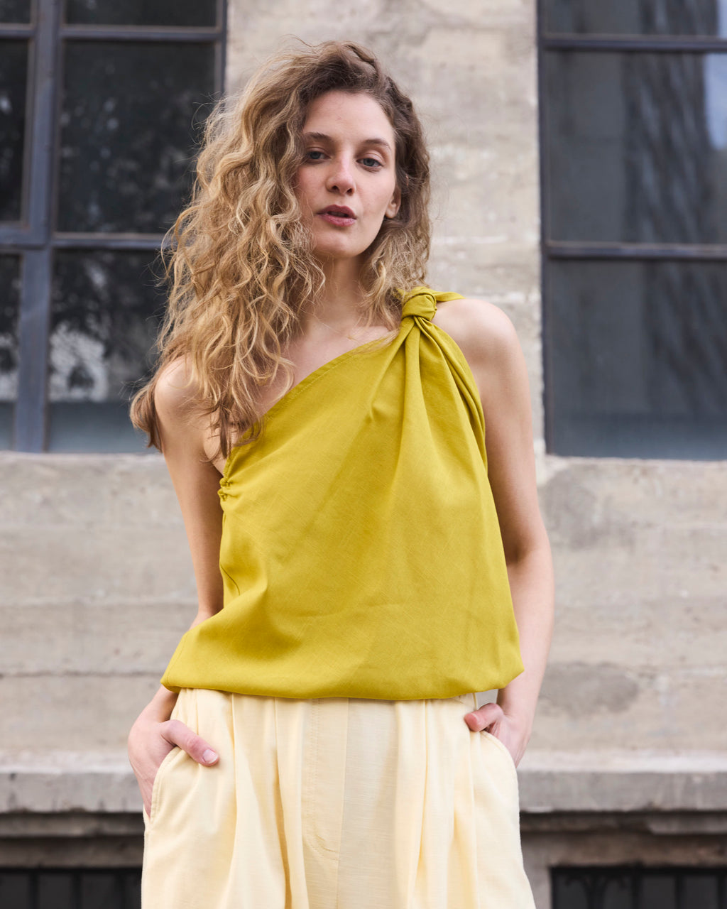 Top Rousseau 100% Algodón Amarillo