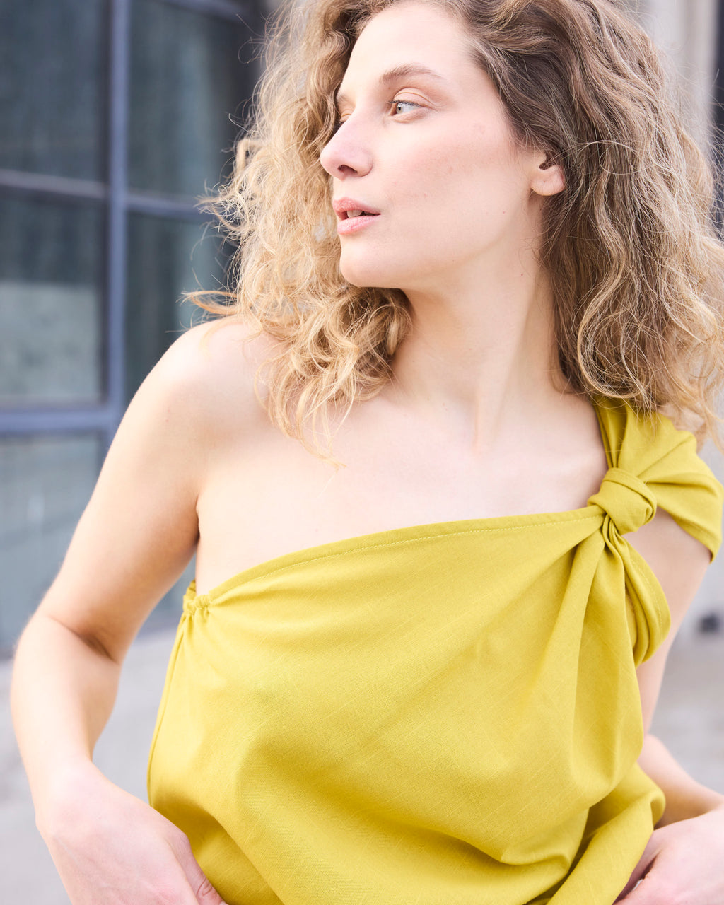 Top Rousseau 100% Algodón Amarillo