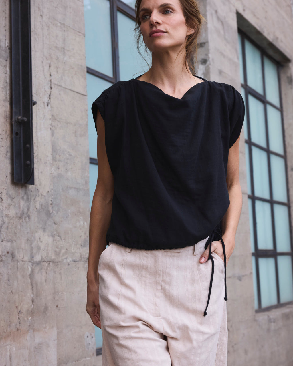 Top Drapeado Eclat Algodón Negro