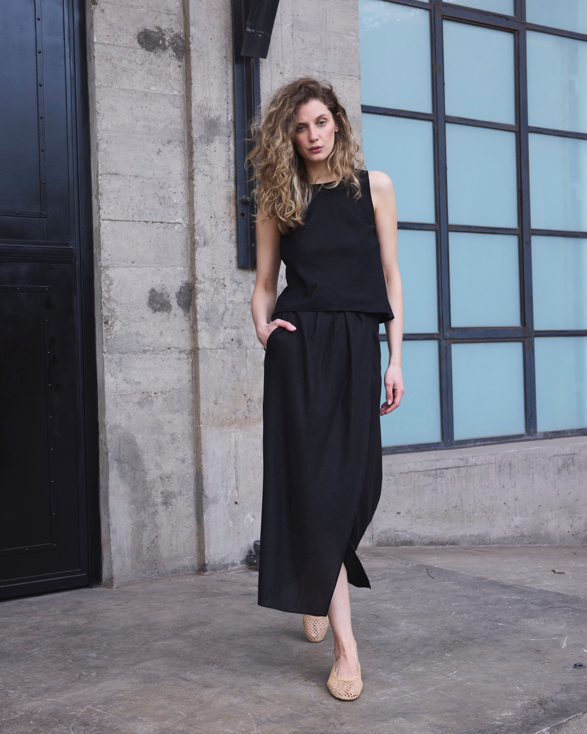 Falda Lumiere Lino Negro