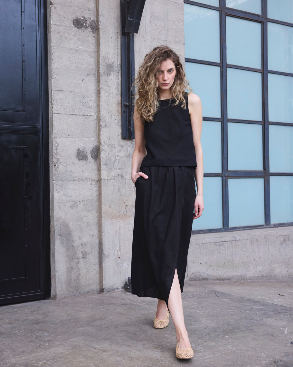 Falda Lumiere Lino Negro