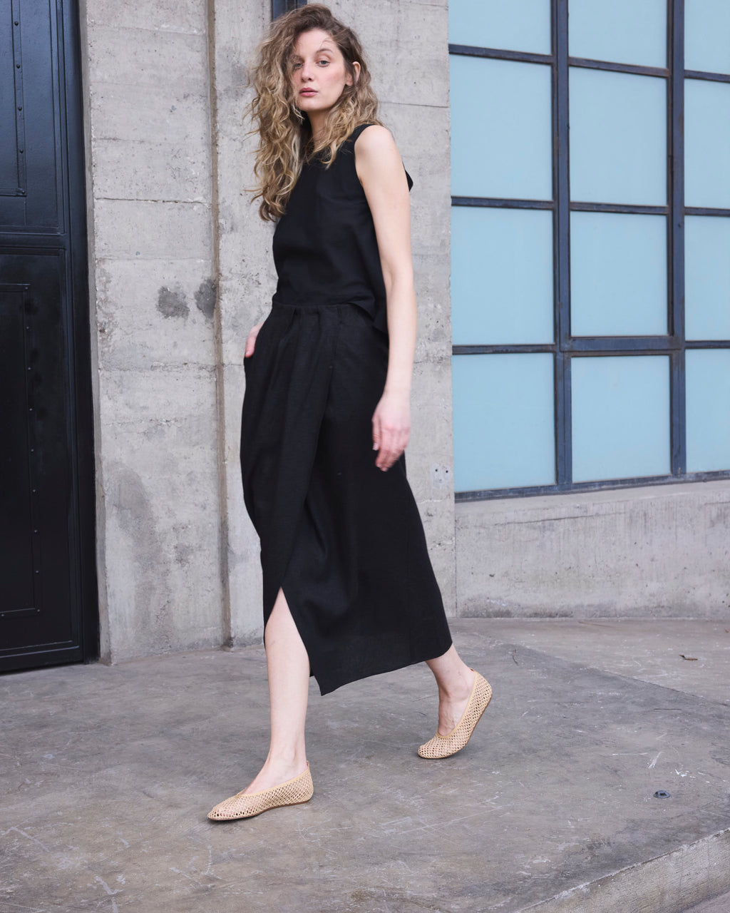 Falda Lumiere Lino Negro