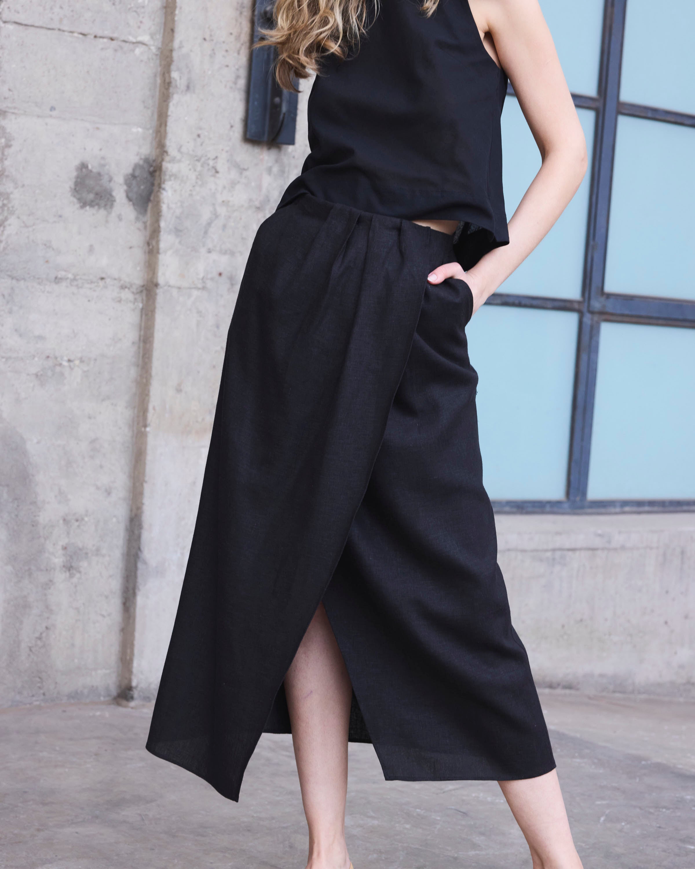 Falda Lumiere Lino Negro