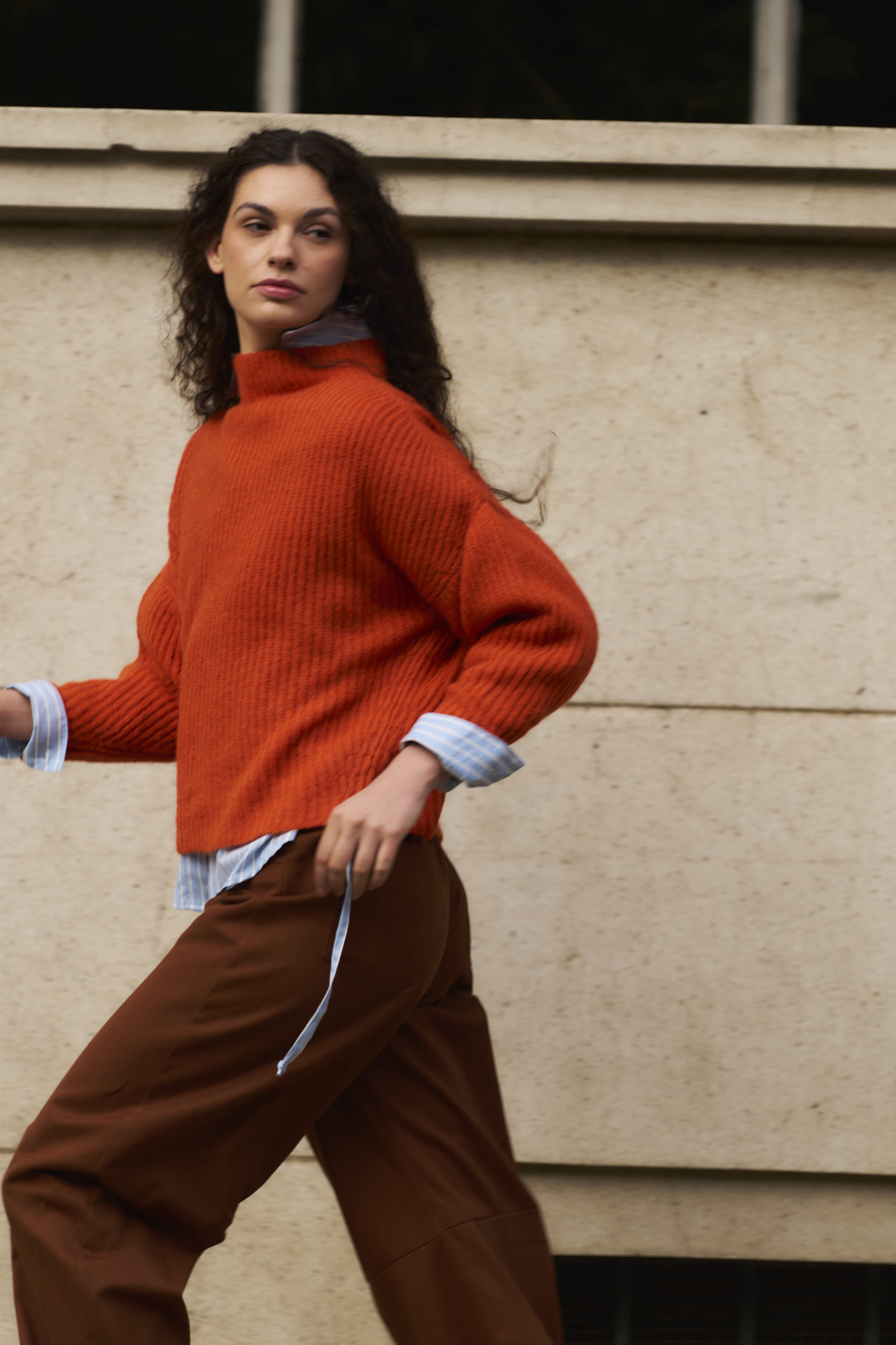 Maxima Superfine Alpaca Orange Sweater – LAUBESTORES