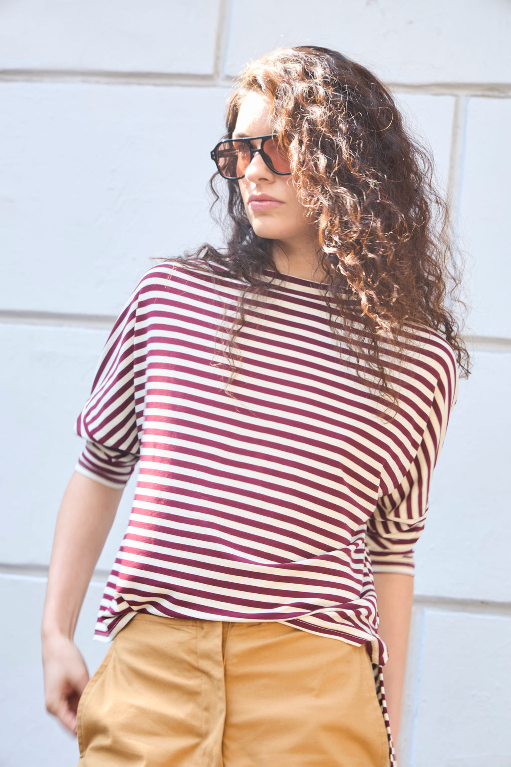 Polera Frisson Algodón Listada Burdeo