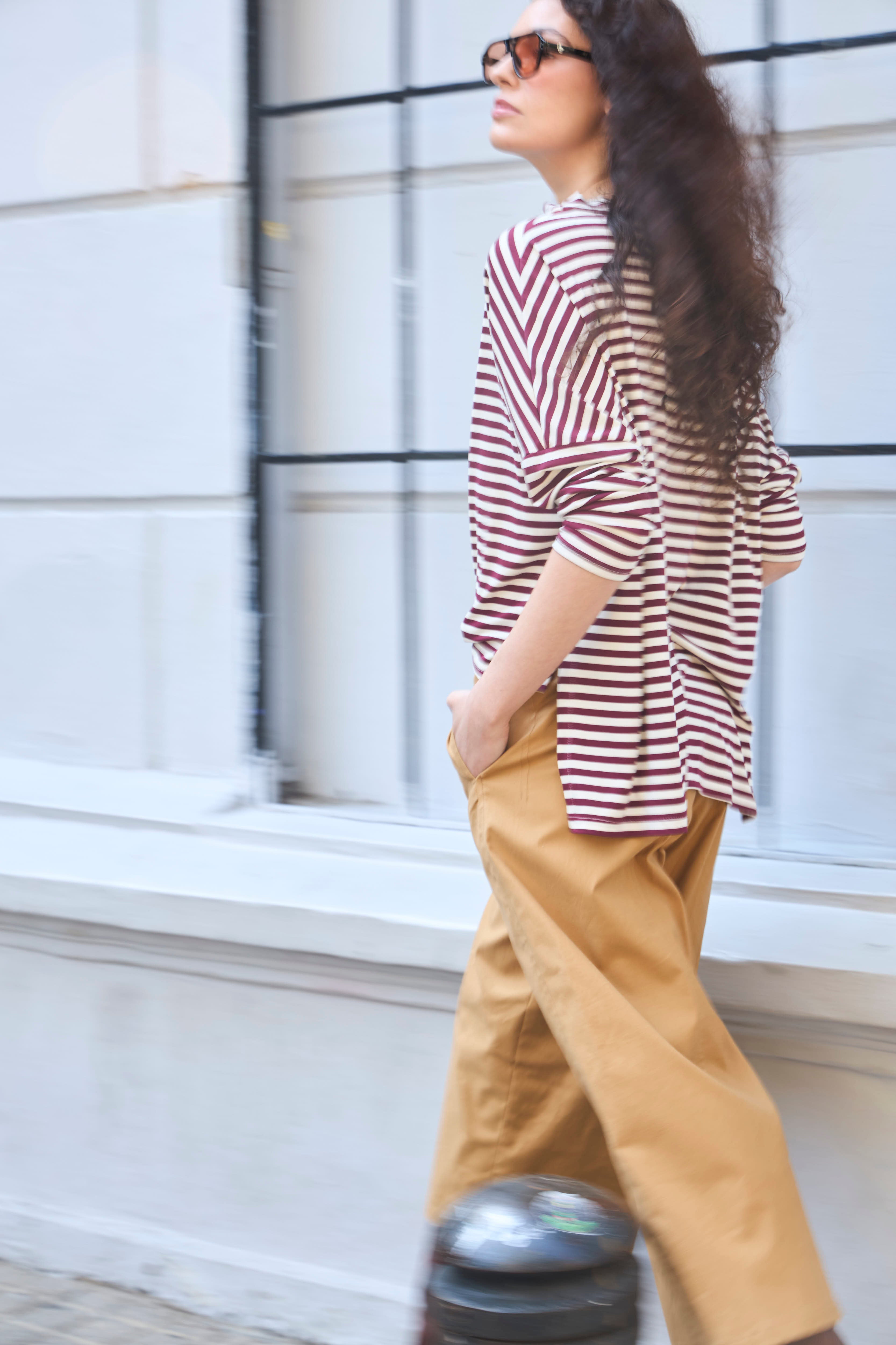 Polera Frisson Algodón Listada Burdeo