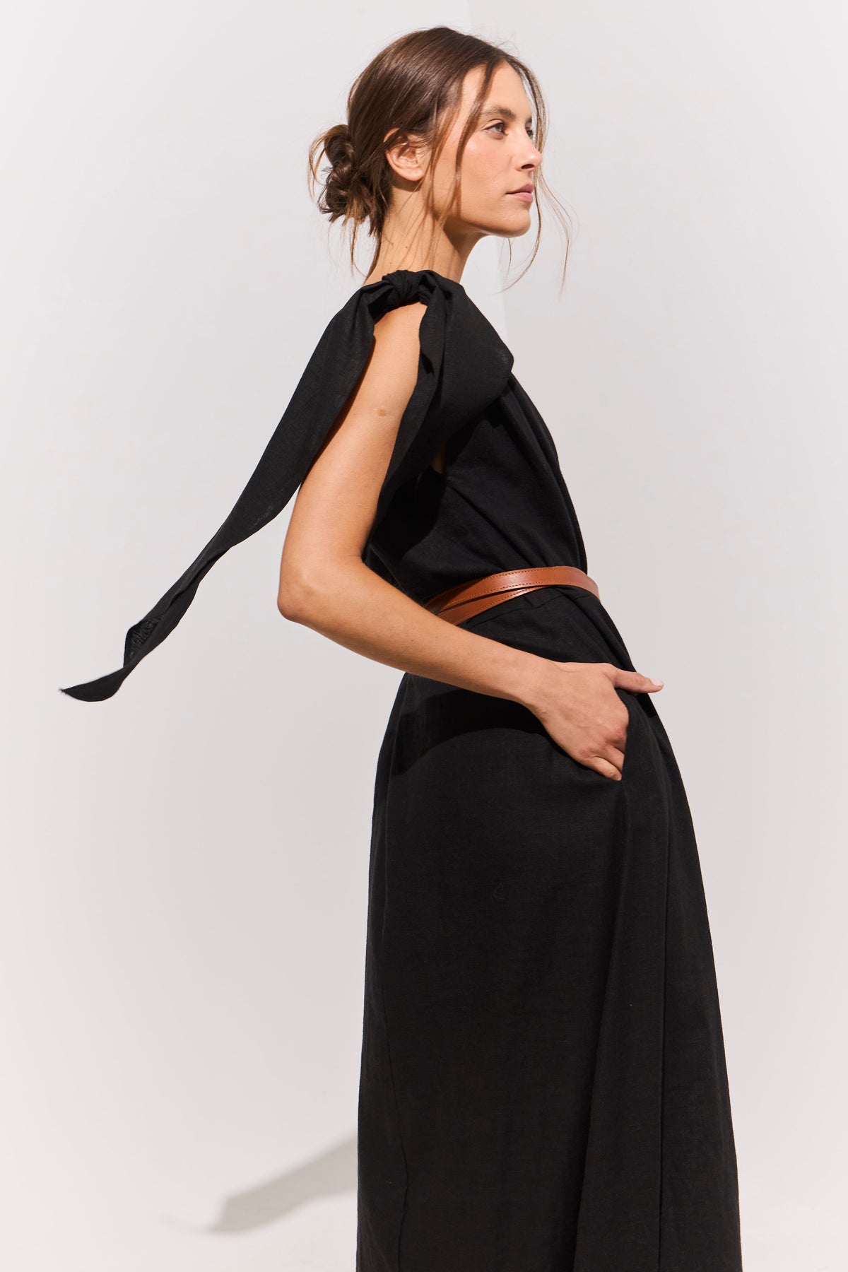 Vestido Nudo Ondine Lino Negro
