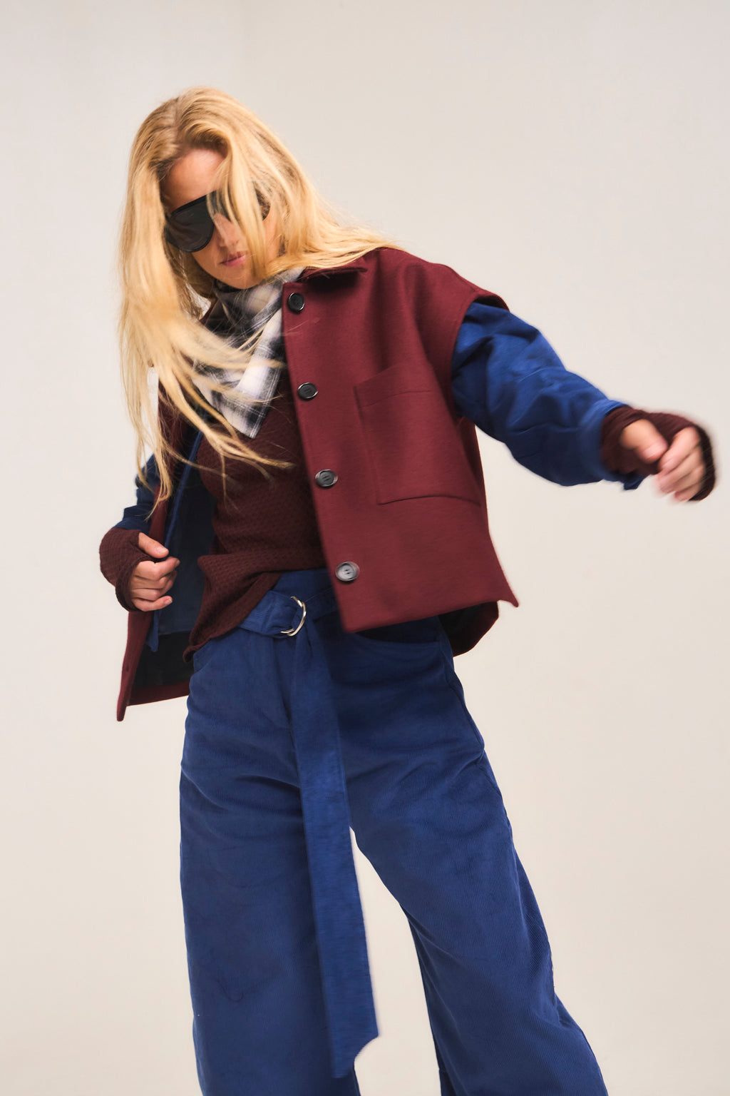 Chaqueta Sin Manga Outremer 100% Lana Burdeo