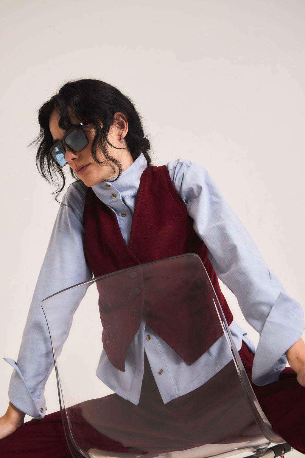 Kingstone Reversible Corduroy Gilet in Burgundy / Navy