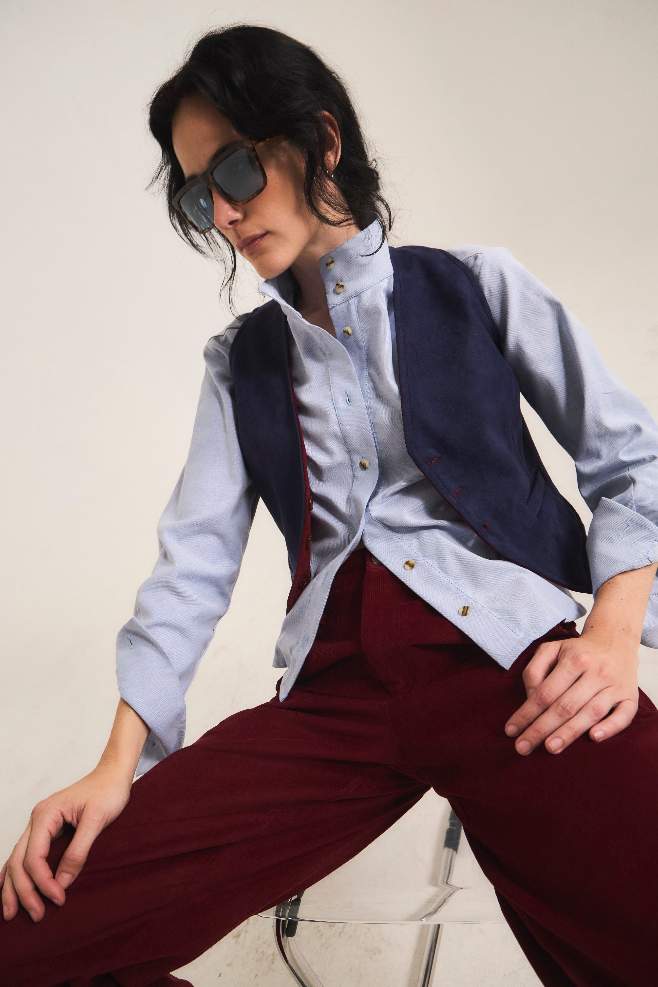Kingstone Reversible Corduroy Gilet in Burgundy / Navy