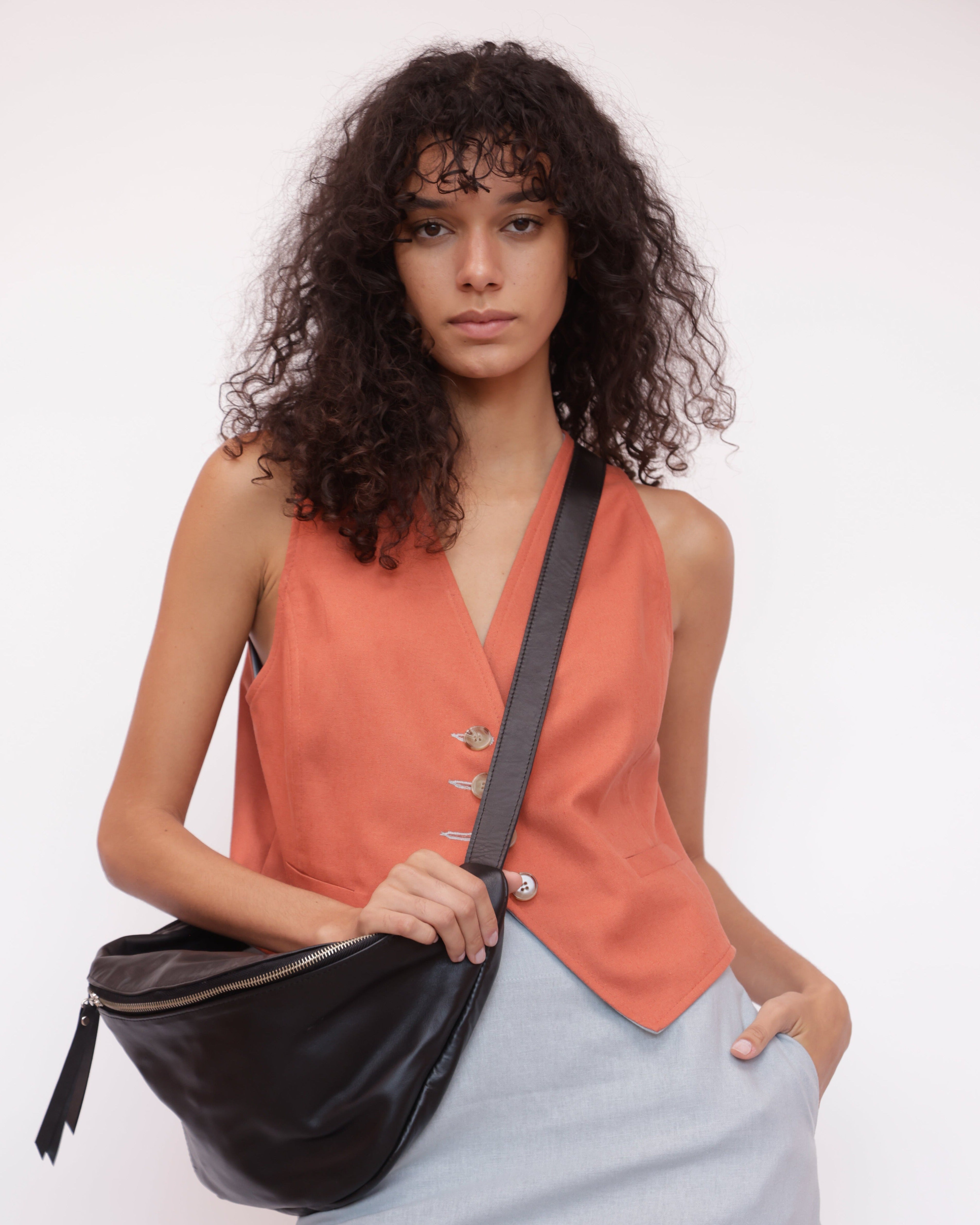 Banano Marion 100% Cuero Negro