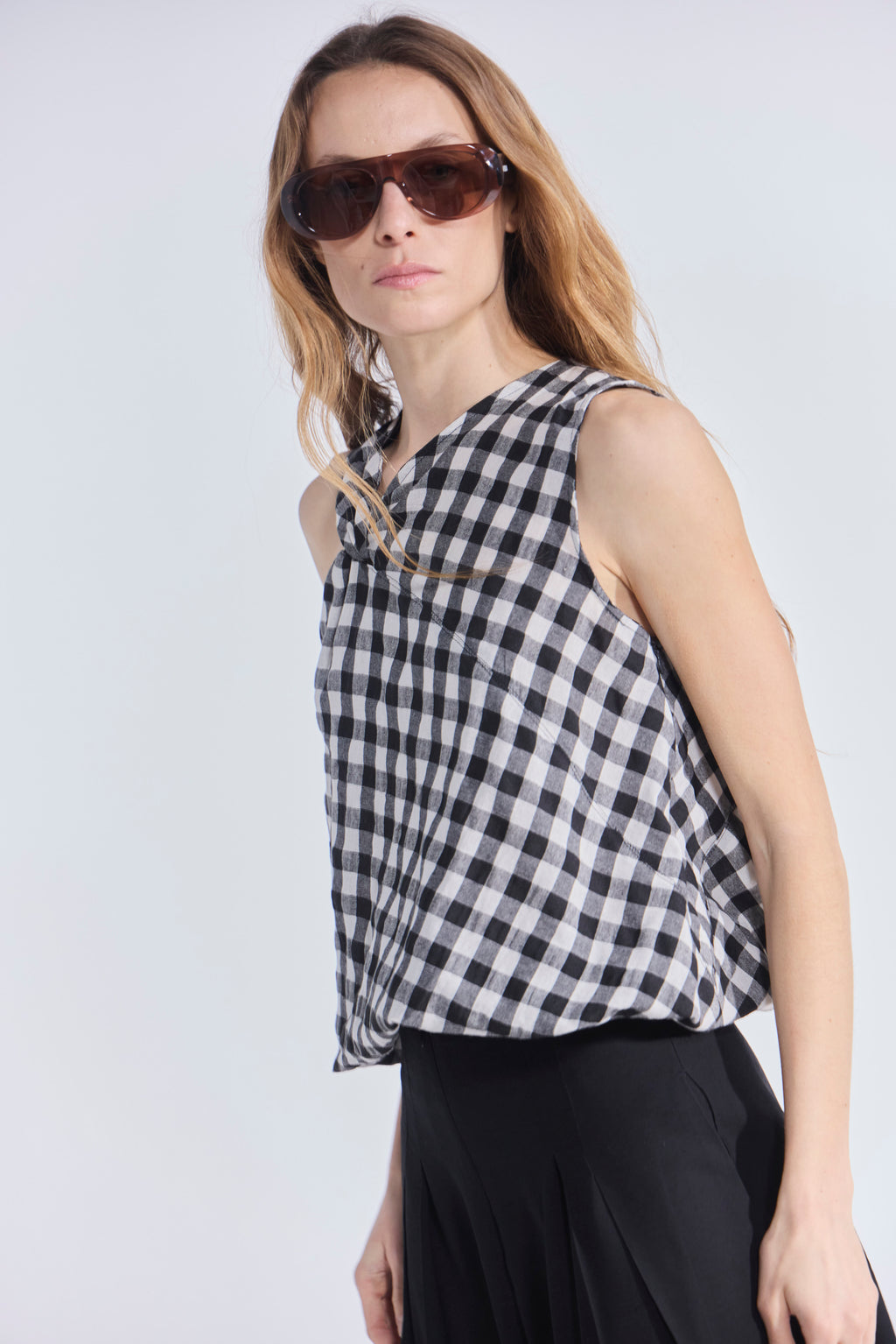 Top Attache Escocés Blanco Negro