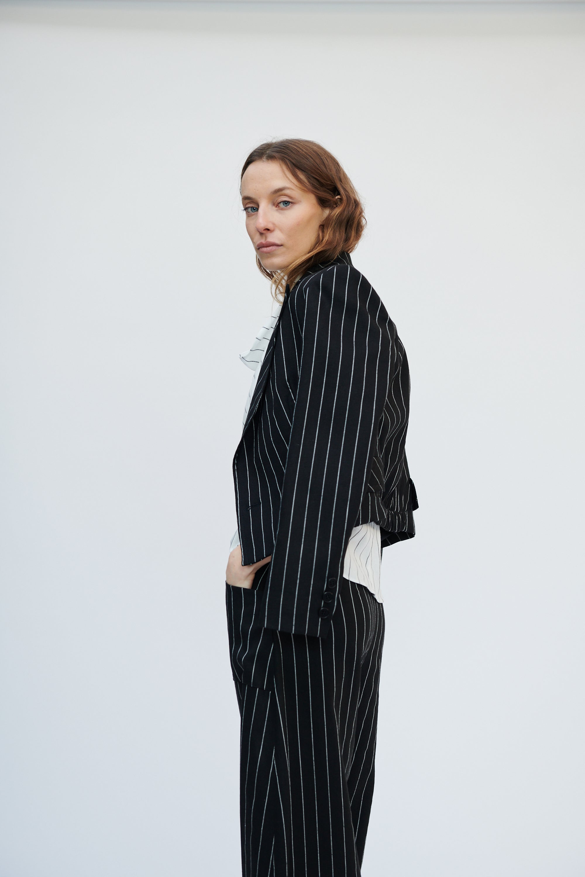 Blazer Mosela Lino Listado Negro | Limited Edition