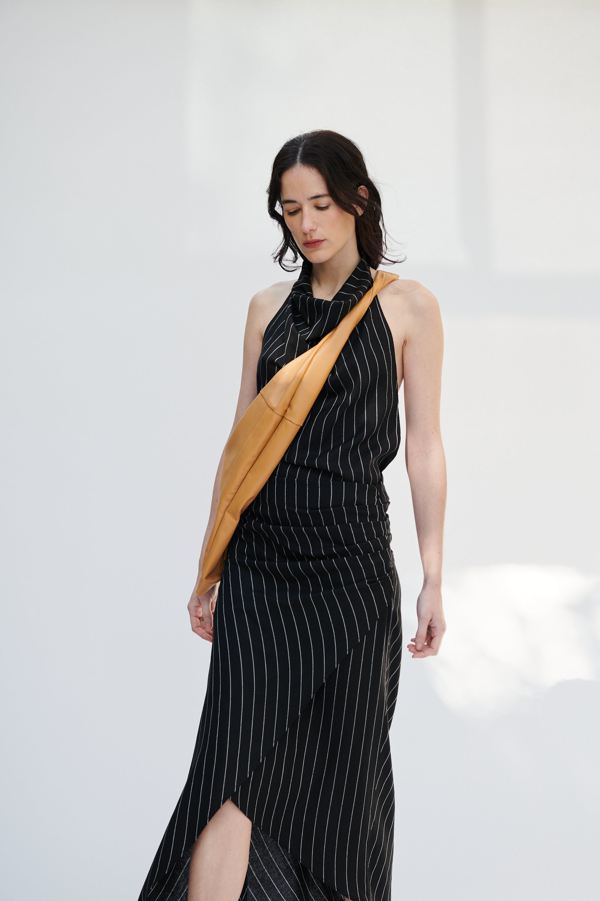 Falda Barut Lino Listado Negro