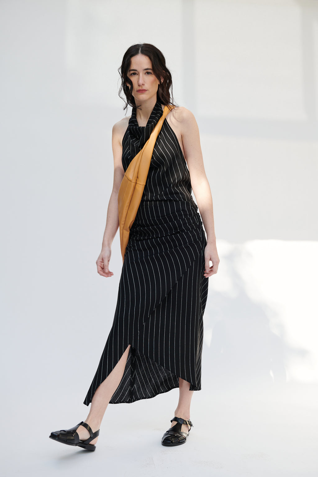 Falda Barut Lino Listado Negro