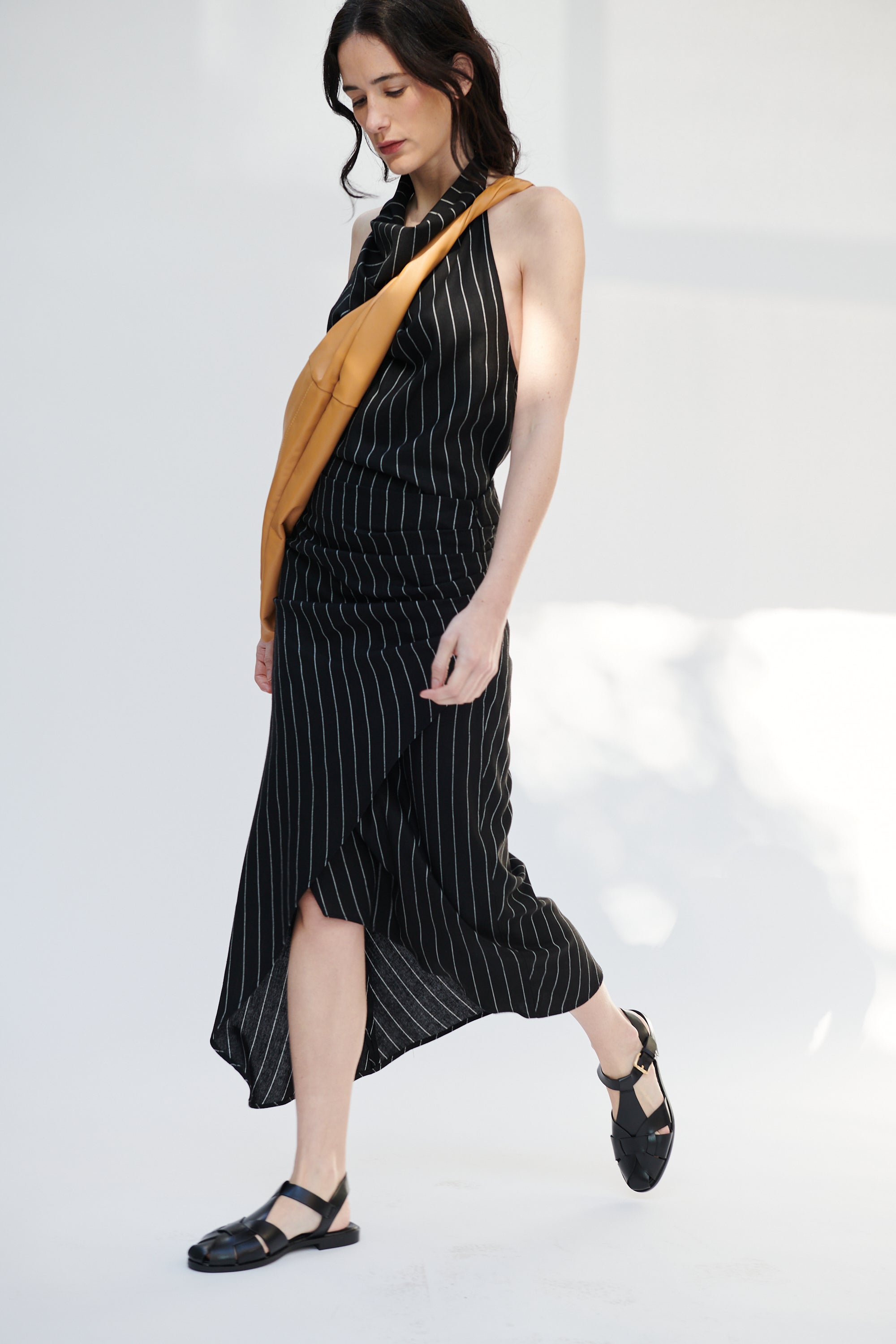 Falda Barut Lino Listado Negro