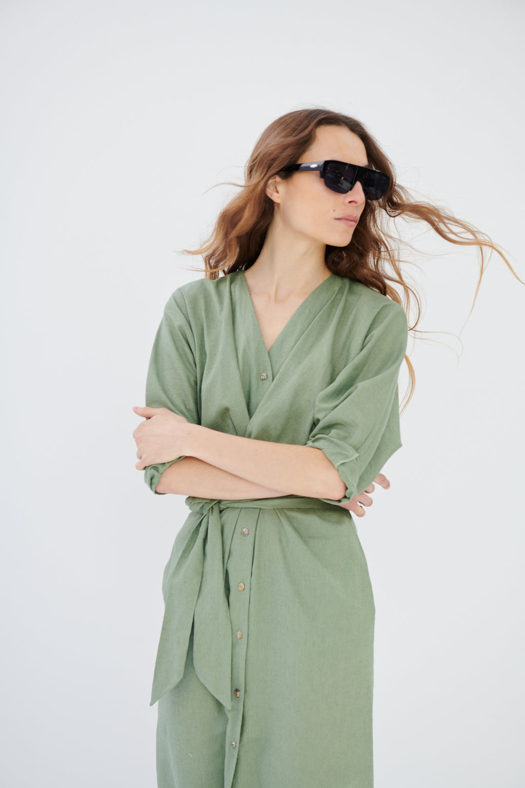 Vestido Louvre Lino Rústico Verde Salvia