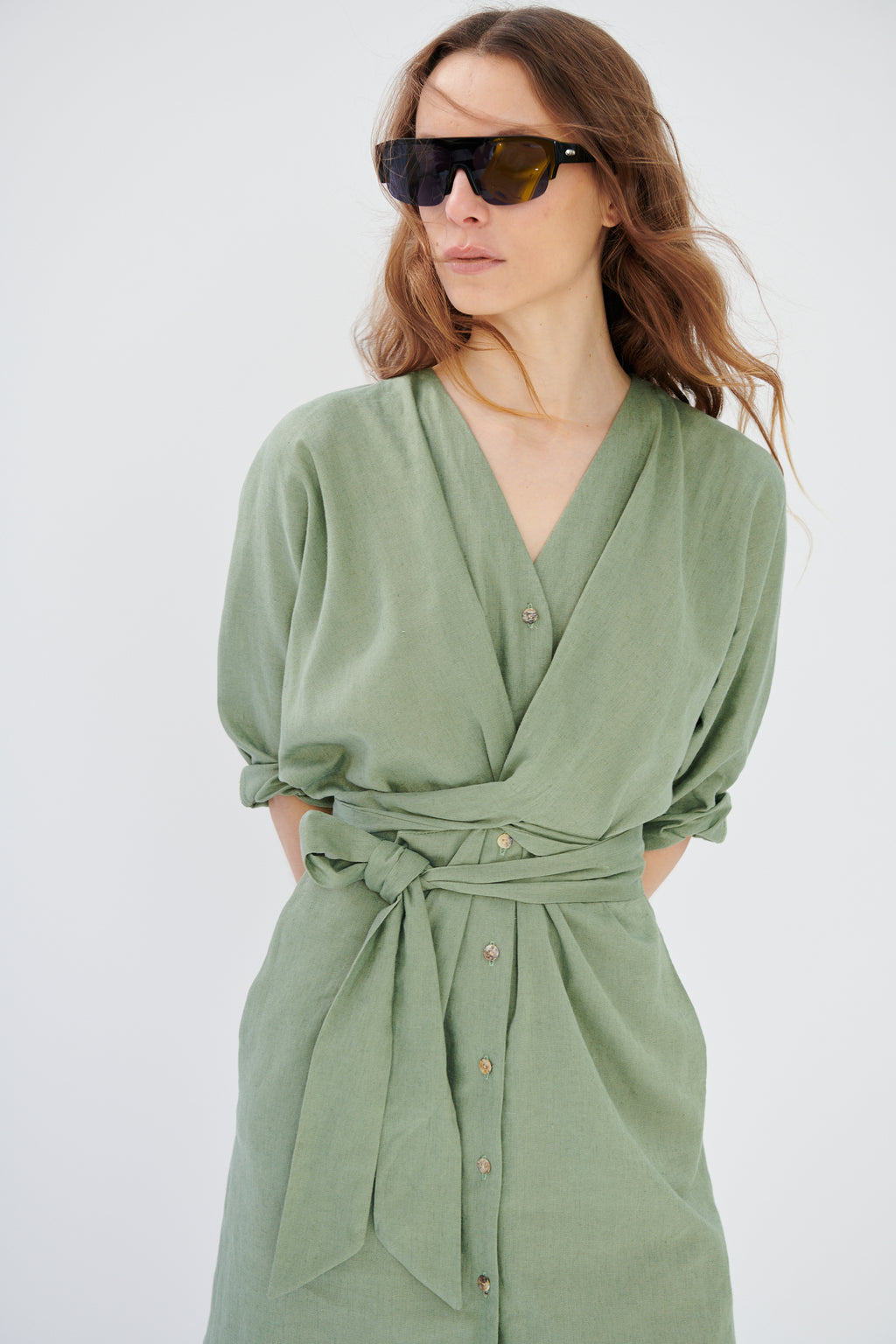 Vestido Louvre Lino Rústico Verde Salvia