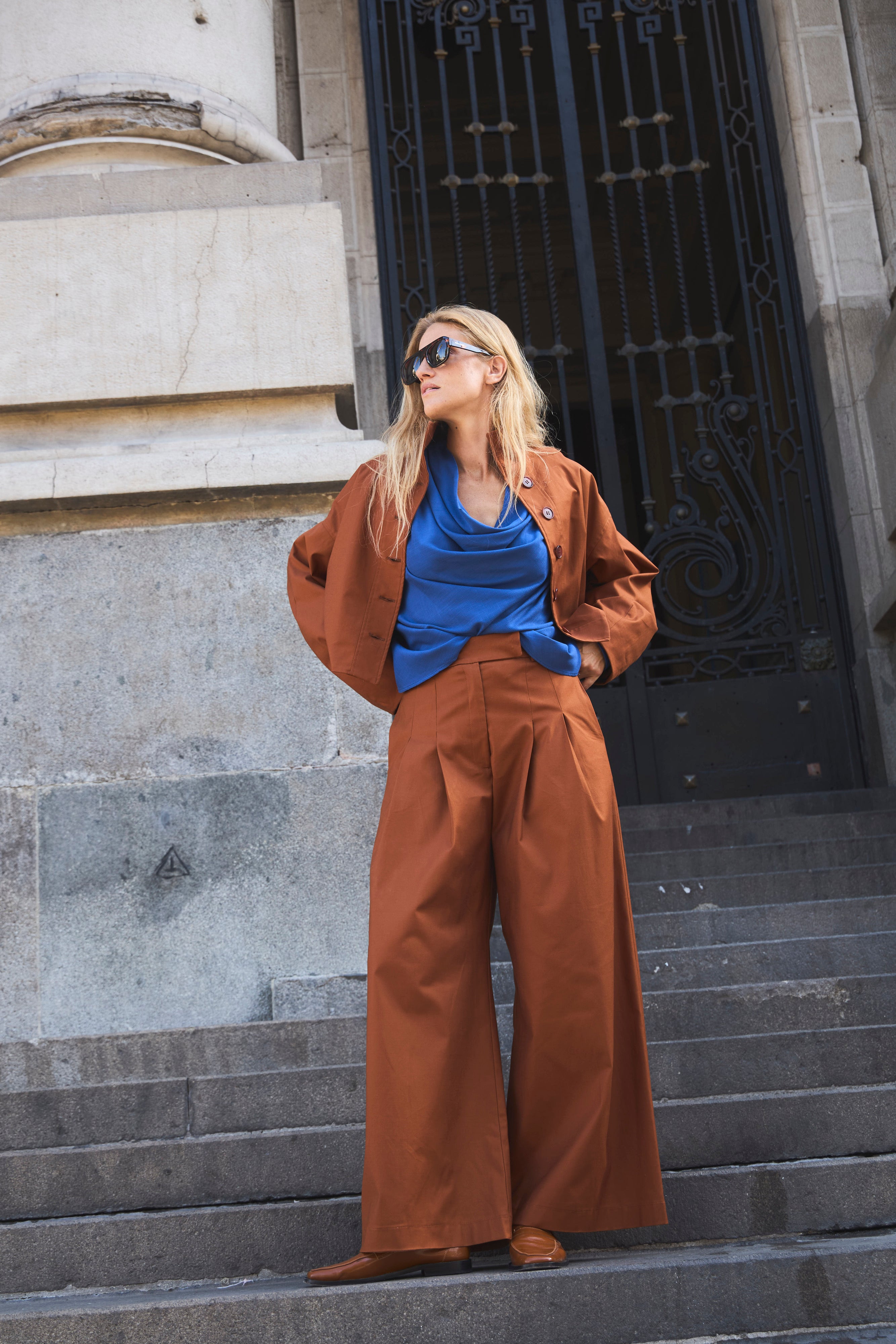 Pantalón Charge Algodón Camel Oscuro